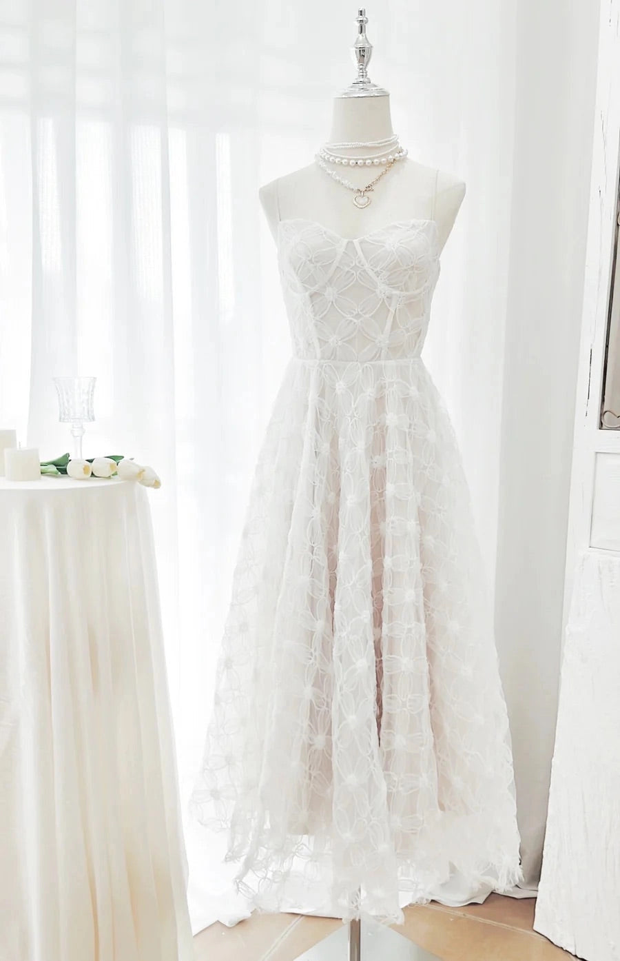 Elegant A‑Line Sweetheart Spaghetti Strap Open‑Back Midi Wedding Dress