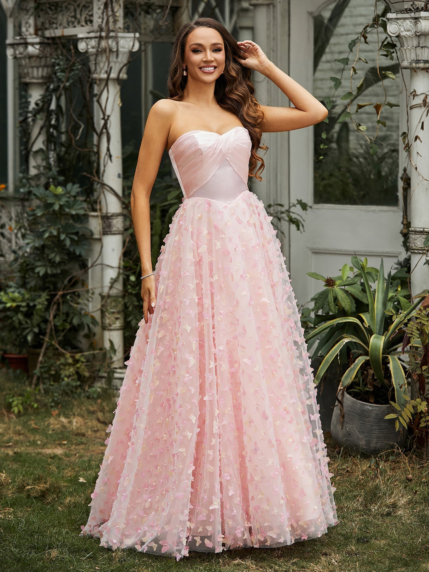 Vestido de fiesta de tul rosa sin tirantes con escote corazón y apliques florales 3D – Vestido de graduación de cuento de hadas