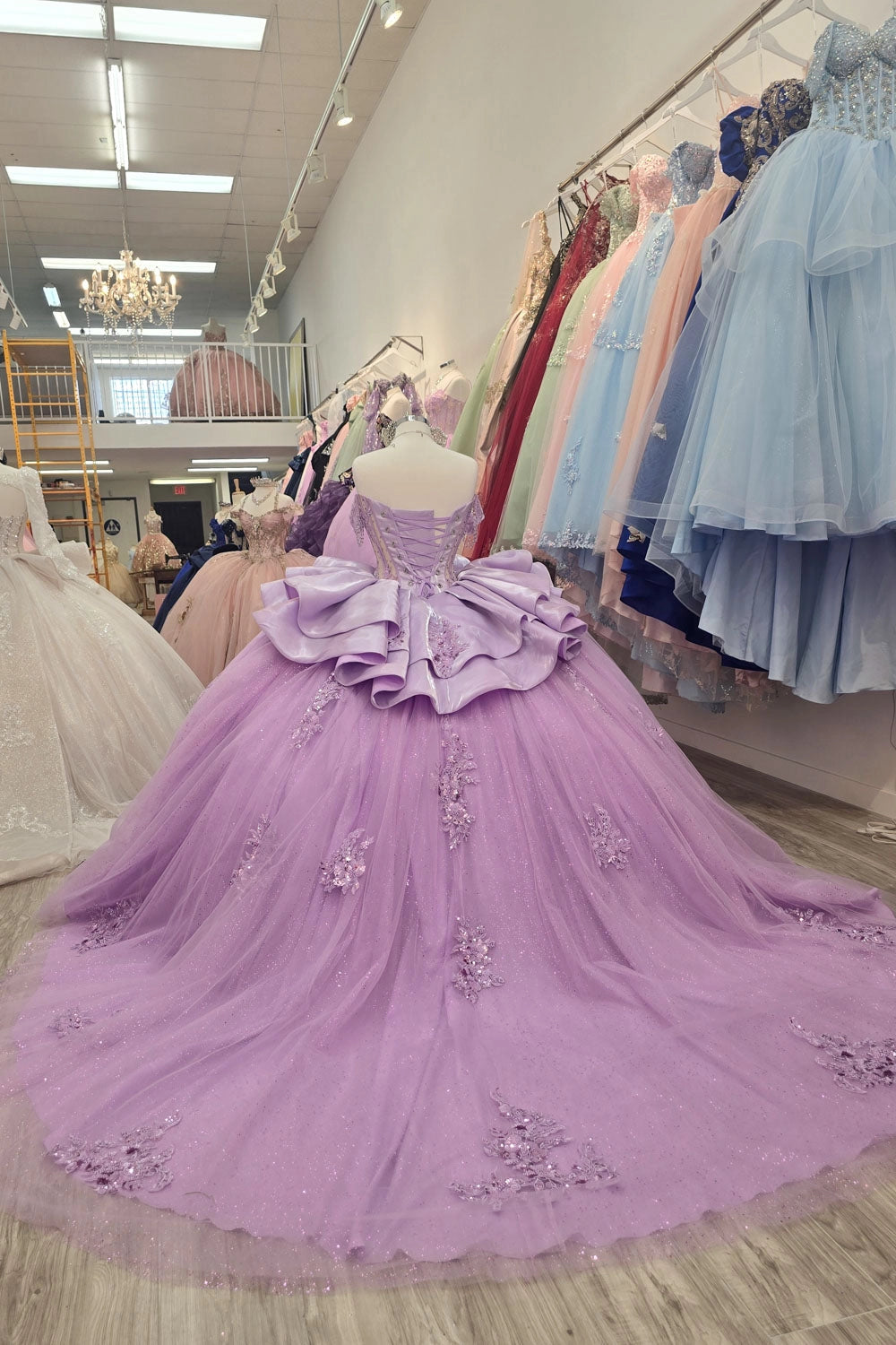 Glamorous Ball Gown Sweetheart Off‑Shoulder Corset Back Chapel Train Quinceanera Dress