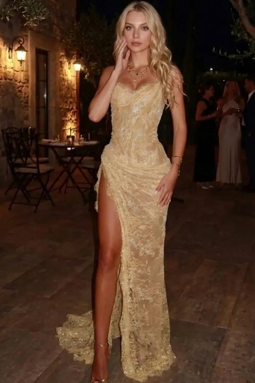 Elegant Mermaid Strapless Sweetheart Lace‑Up Back Long Prom Dress