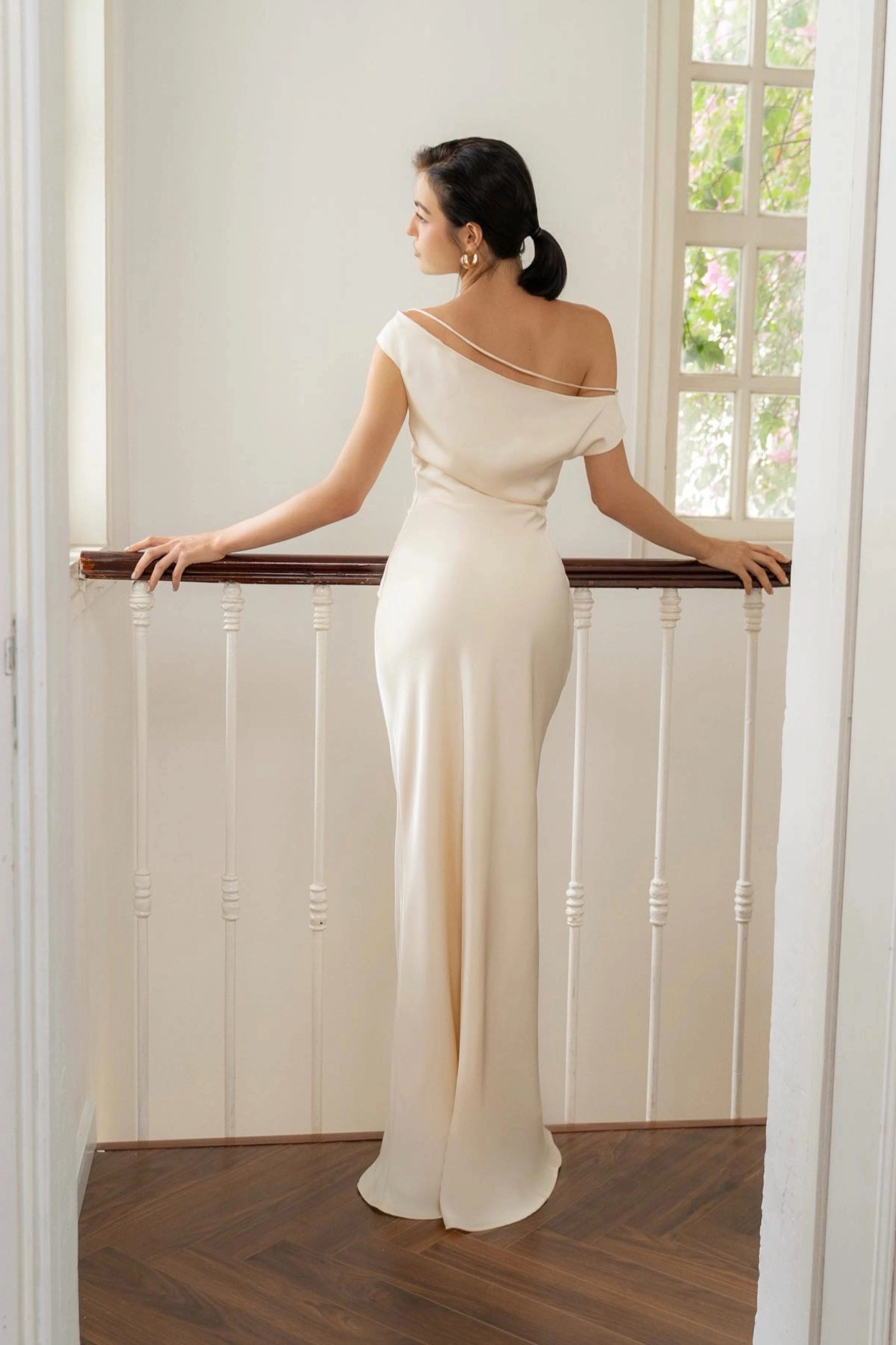 Satin Mermaid Off‑Shoulder Strap Short Sleeve Open‑Back Maxi Prom Dress