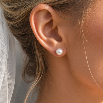 Classic Pearl Stud Earrings for Weddings and Everyday Wear