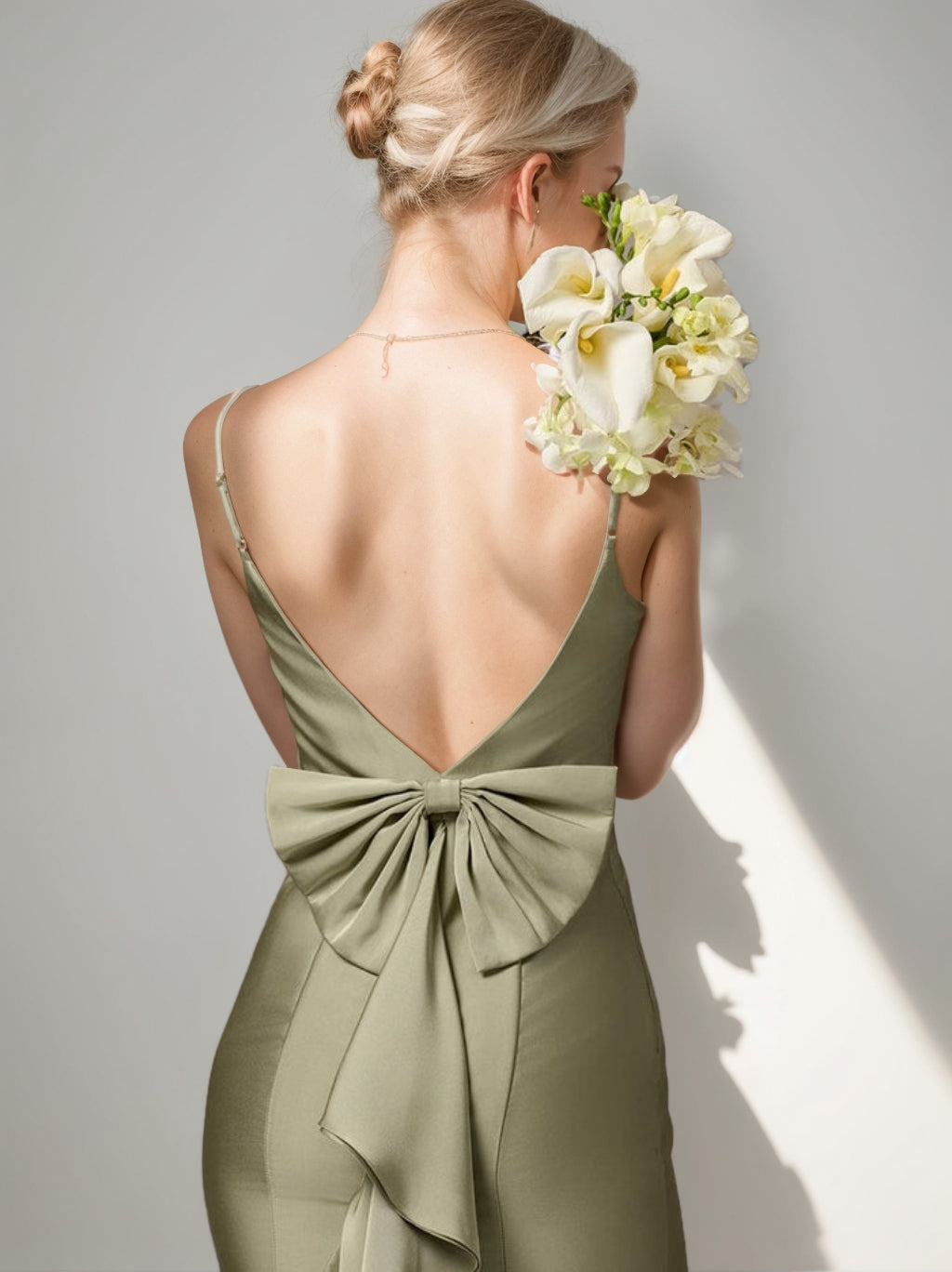 Sheath/Column Satin Pleated Sleeveless Floor-Length Gown Silk Satin Bridesmaid Dresses with Back-Tie Bowknot