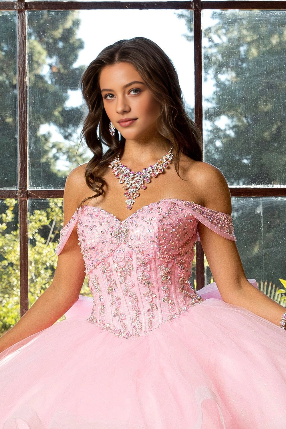 Fairy‑tale Ball Gown Sweetheart Off‑Shoulder Corset Back Chapel Train Quinceanera Dress