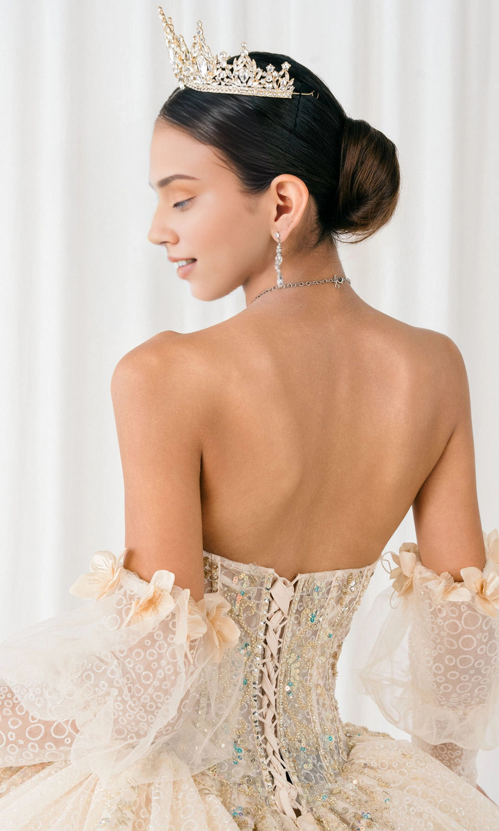 Dusty Pink Ball Gown Strapless Off‑Shoulder Puff Long Sleeves 3D Floral Big Bow Long Train Quinceanera Dress