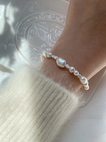 Baroque Pearl Gold Bracelet