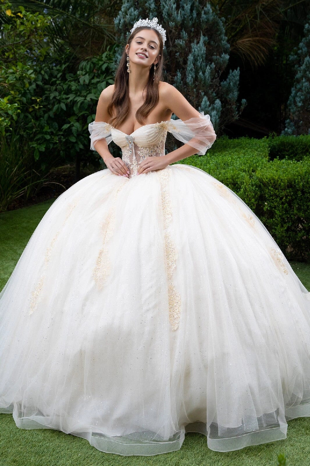 Elegant Ball Gown Off‑Shoulder Tulle Flutter Sleeve Lace‑Up Back Cathedral Train Quinceanera Dress