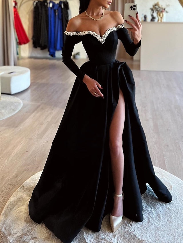 Vestido de Noche Largo de Fiesta Corte A Princesa con Hombros Descubiertos, Hasta el Suelo, con Abertura Lateral y Pedrería