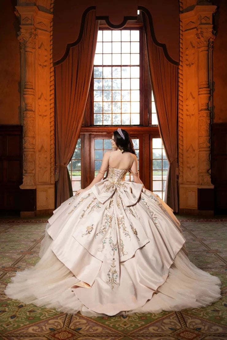 Vedress ivory satin tulle quinceanera gown sweetheart spaghetti straps lace-up corset back oversized layered satin bow full skirt with long train 3D flower appliques back view