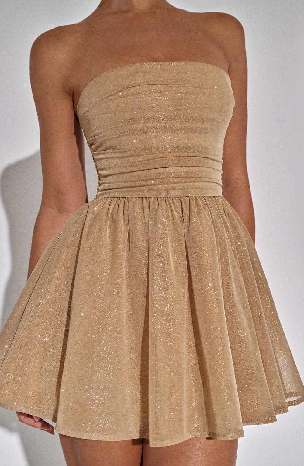 Glitter A-Line Strapless Sleeveless Bow Back Mini Homecoming Dress