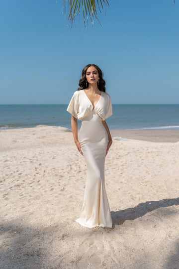Vedress ivory satin deep‑V batwing sleeve fitted mermaid floor‑length prom dress beach front view