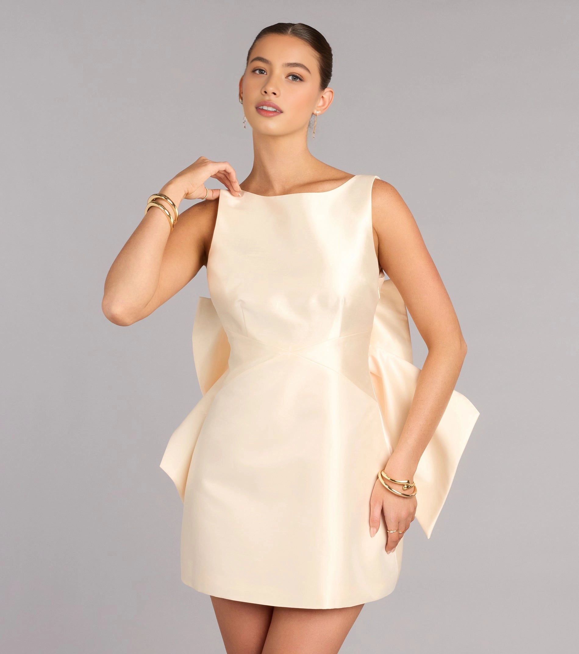 Vedress champagne satin bateau neck A-line mini homecoming dress front view for teen girls