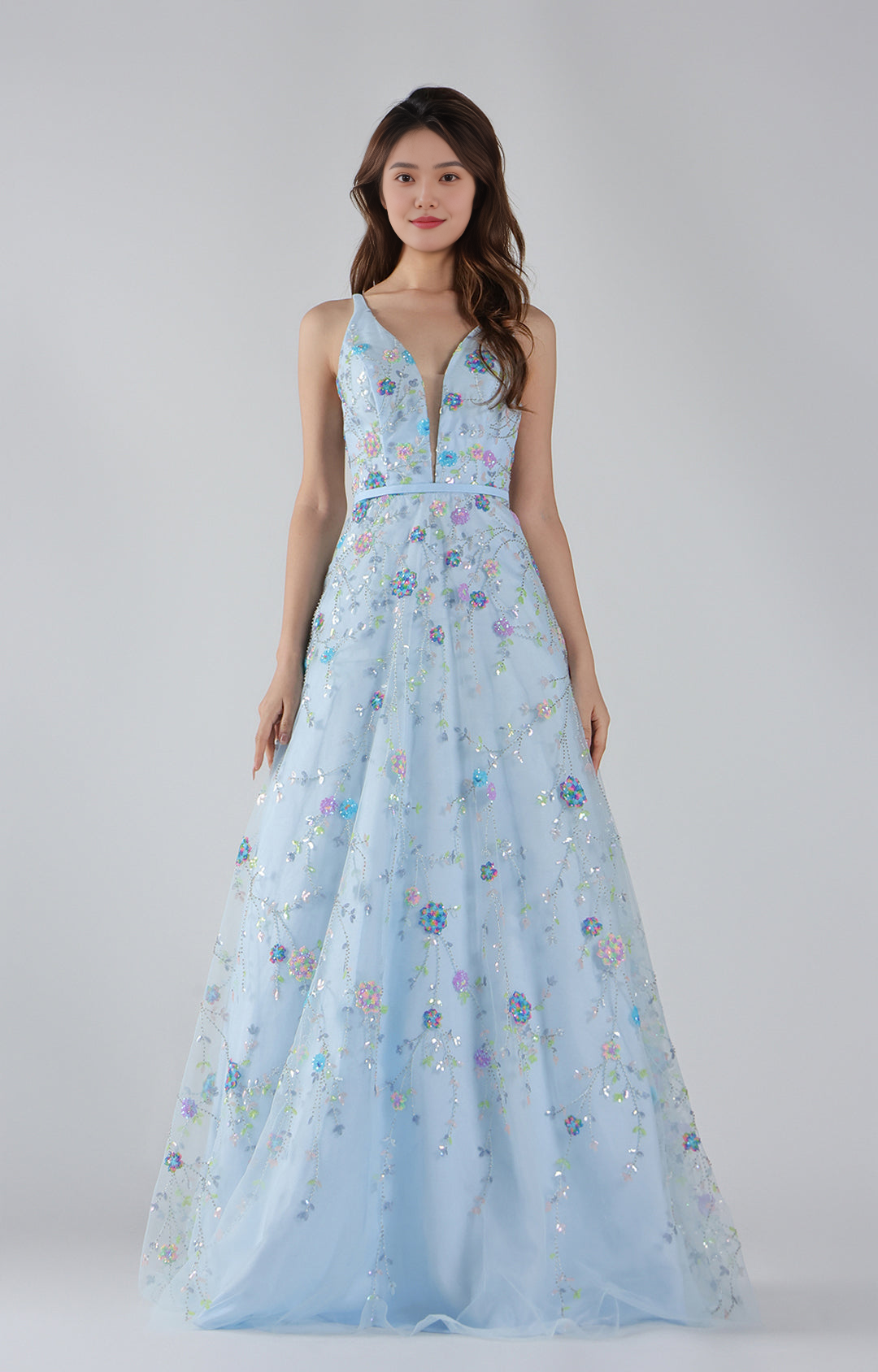 Vestidos de Noche con Cuello en V, Tirantes Finos, Espalda con Cordones, Lentejuelas Florales y Largo hasta el Suelo con Corte en A