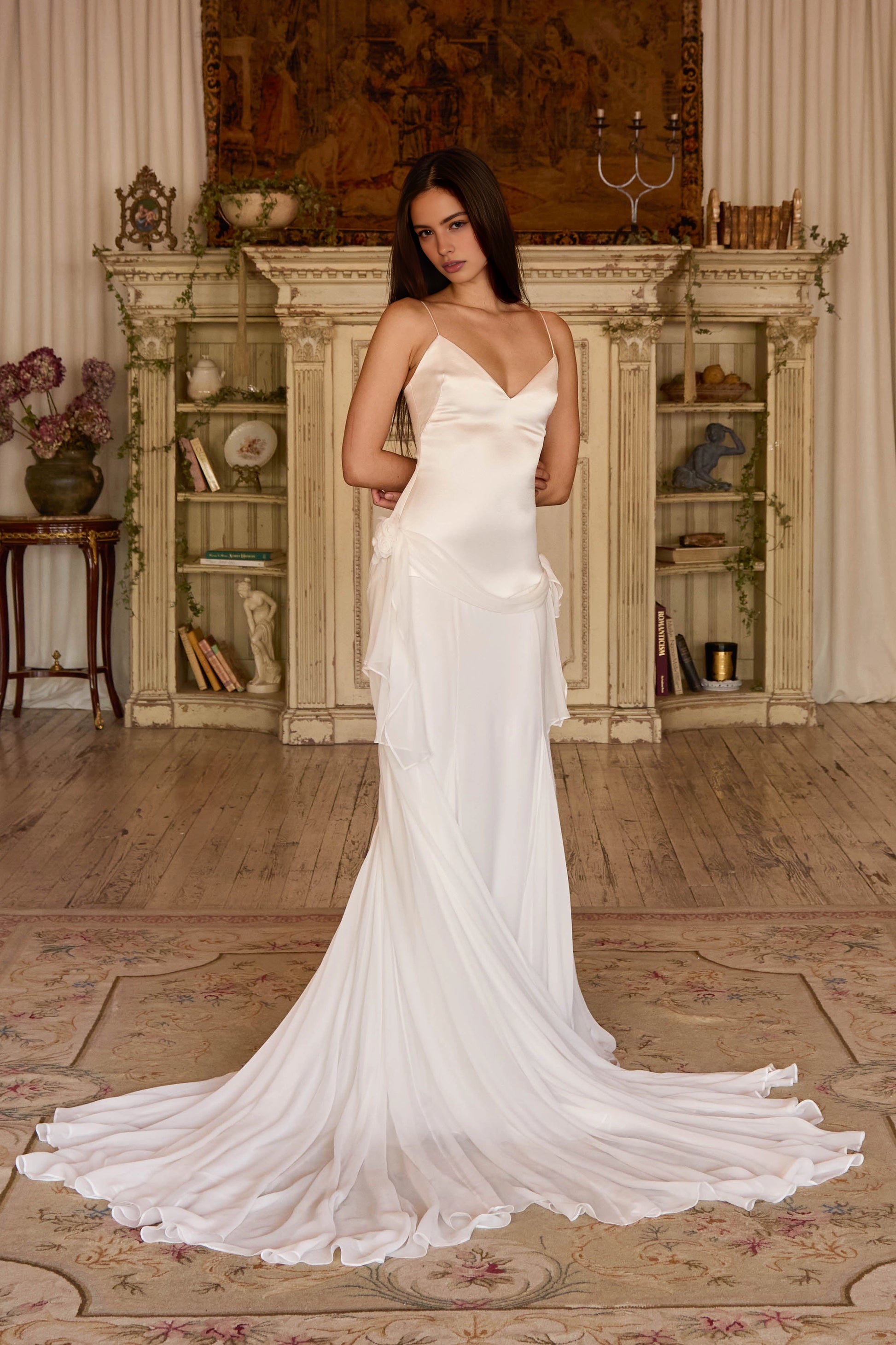 Vedress white satin chiffon v‑neck mermaid prom dress front view with waist sash