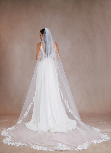 Elegant Sheer Tulle Embroidered Lace Cathedral Length Bridal Wedding Veil