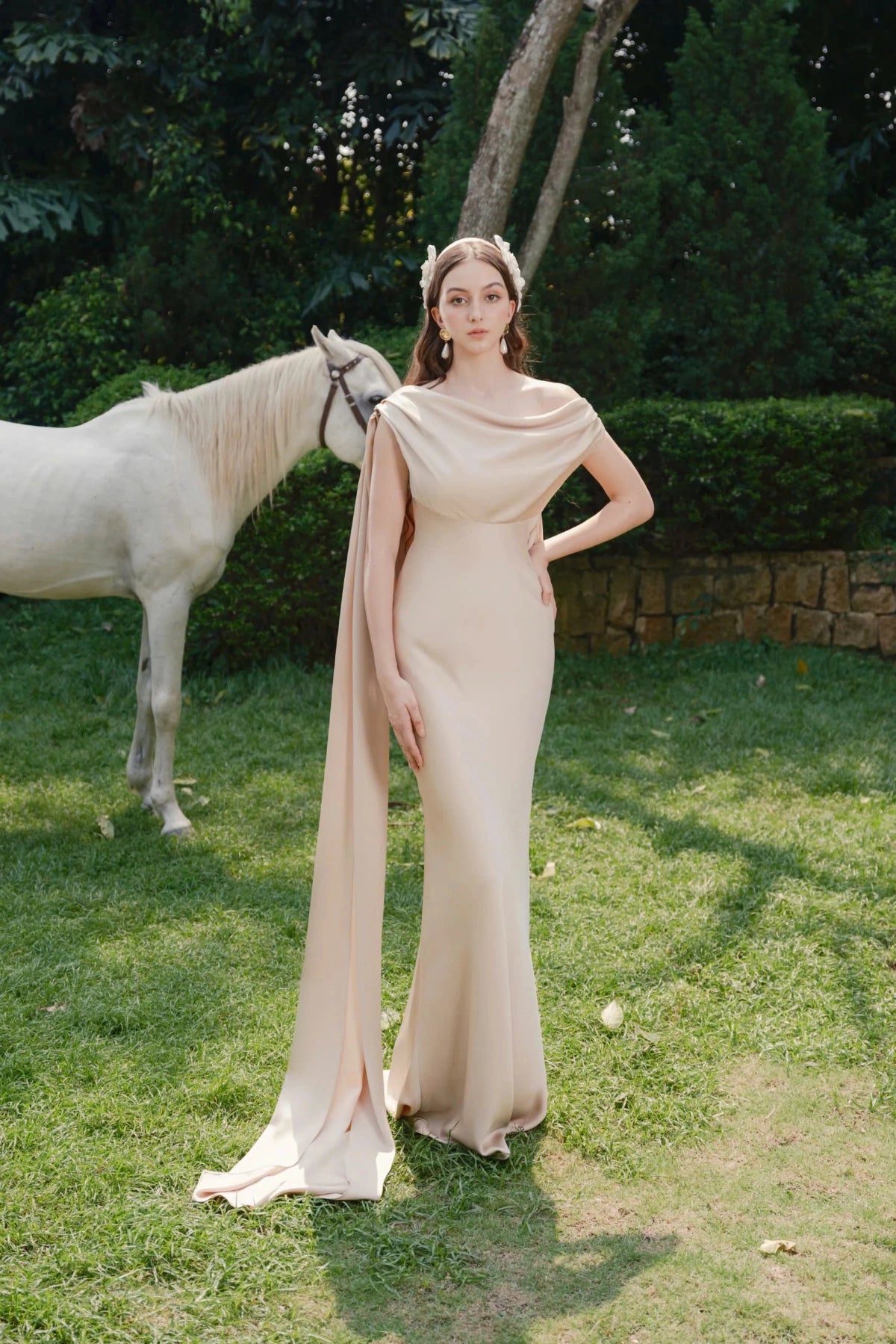 Luxury Sheath Cowl Sleeveless Open Back Floor‑Length Wedding Dress