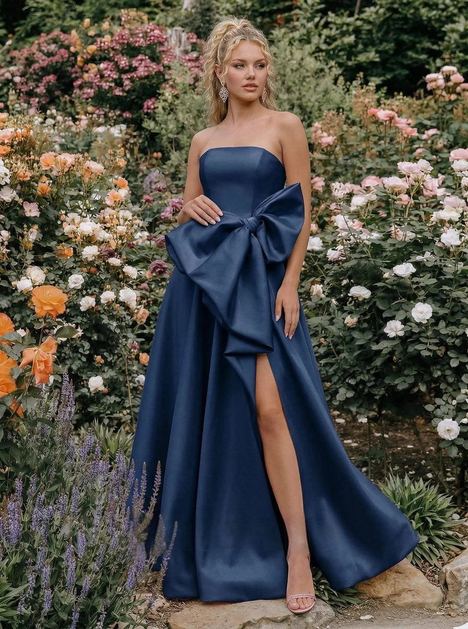 Chic A-Line Strapless Sleeveless Zip Back Floor-Length Prom Dress