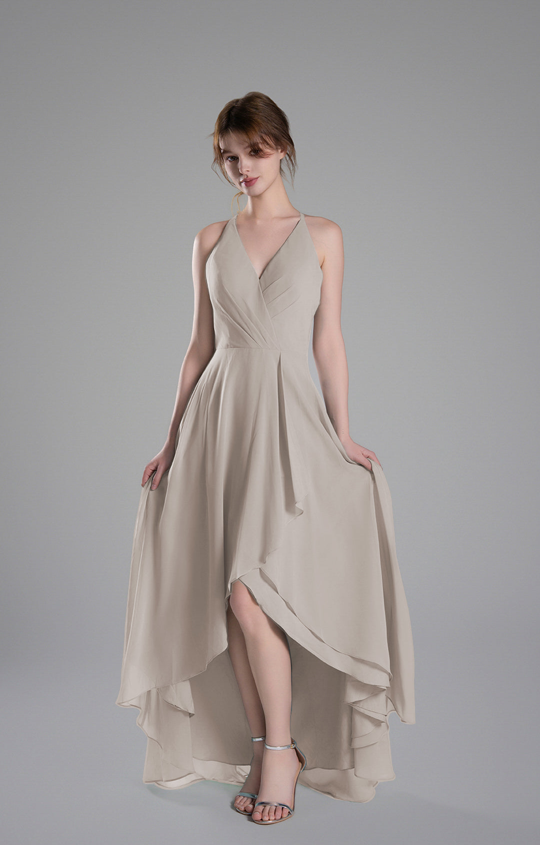 Elegant Chiffon V-Neck Bridesmaid Dress with Side Slit Sleeveless Floor-Length Formal Gown