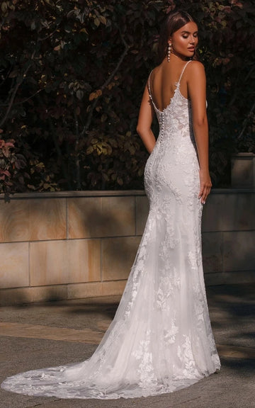Romantic Mermaid Plunging Sleeveless Low Back Train Wedding Dress