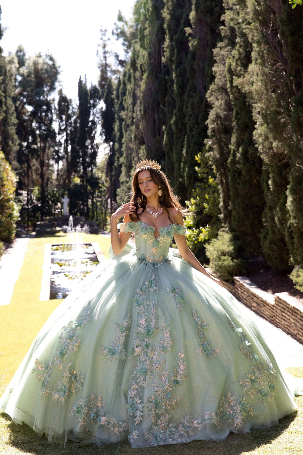 Elegant Sage Green Ball Gown Off‑Shoulder Short Sleeve Lace‑Up Back Cathedral Train Quinceanera Dress