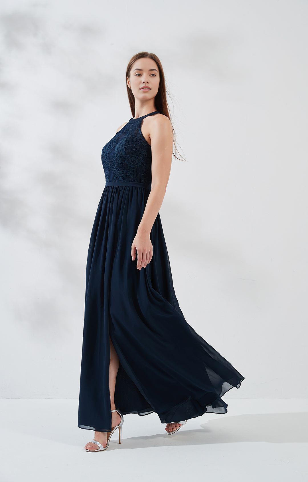 Elegant A-Line Halter Neck Sleeveless Open Back Bridesmaid Dresses Chiffon Lace Floor-length Wedding Guest Dresses