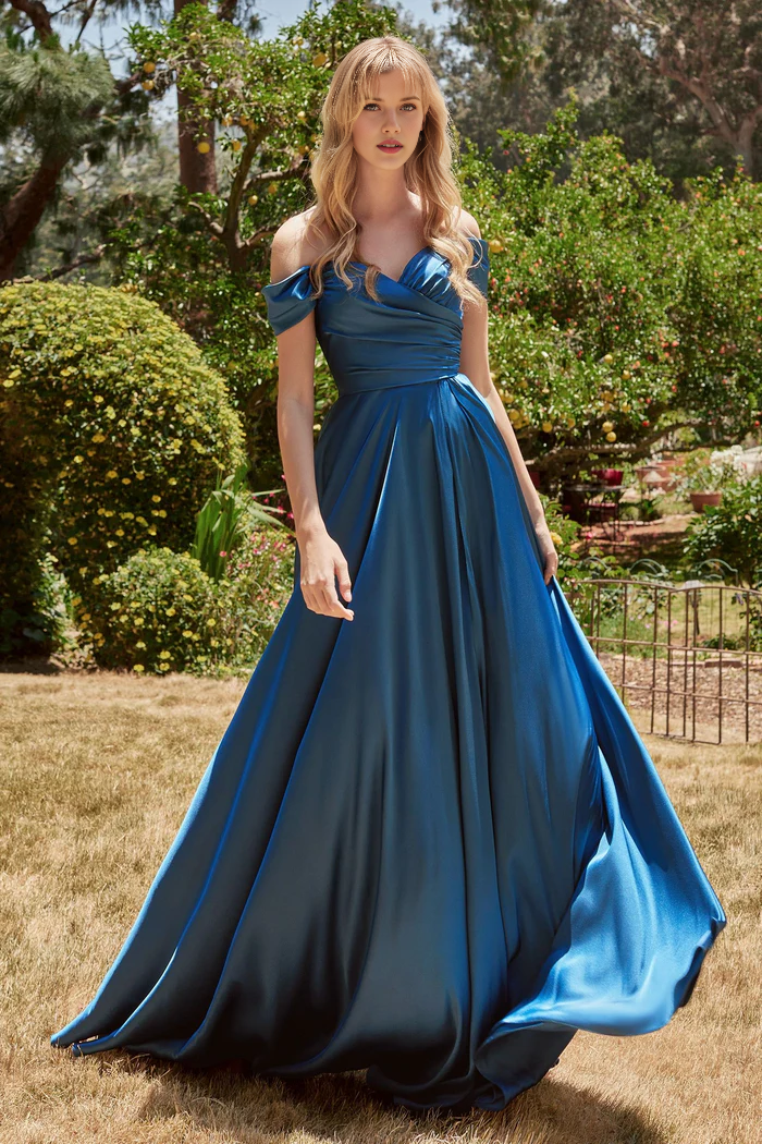 Vestido de Noche de Satén A-Line con Hombros Descubiertos y Abertura Alta - Vestido Formal de Fiesta y Dama de Honor