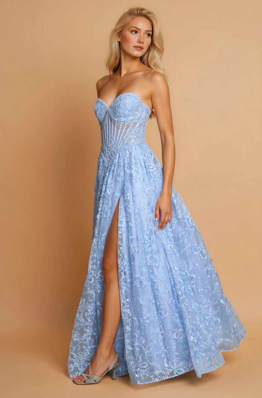 Elegante Vestido Largo de Fiesta con Corsé de Encaje Floral sin Tirantes, Escote Corazón, Espalda con Cordones y Abalorios
