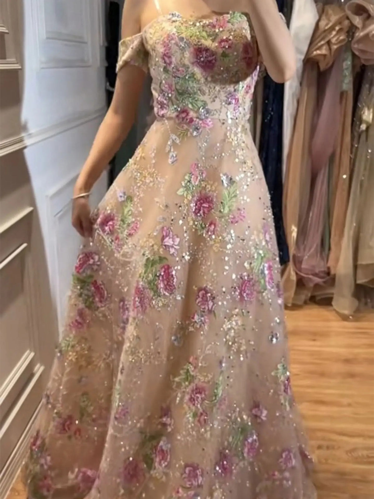 Romantic A-Line Off-Shoulder Sleeveless Zipper Back Floor-Length Prom Dress