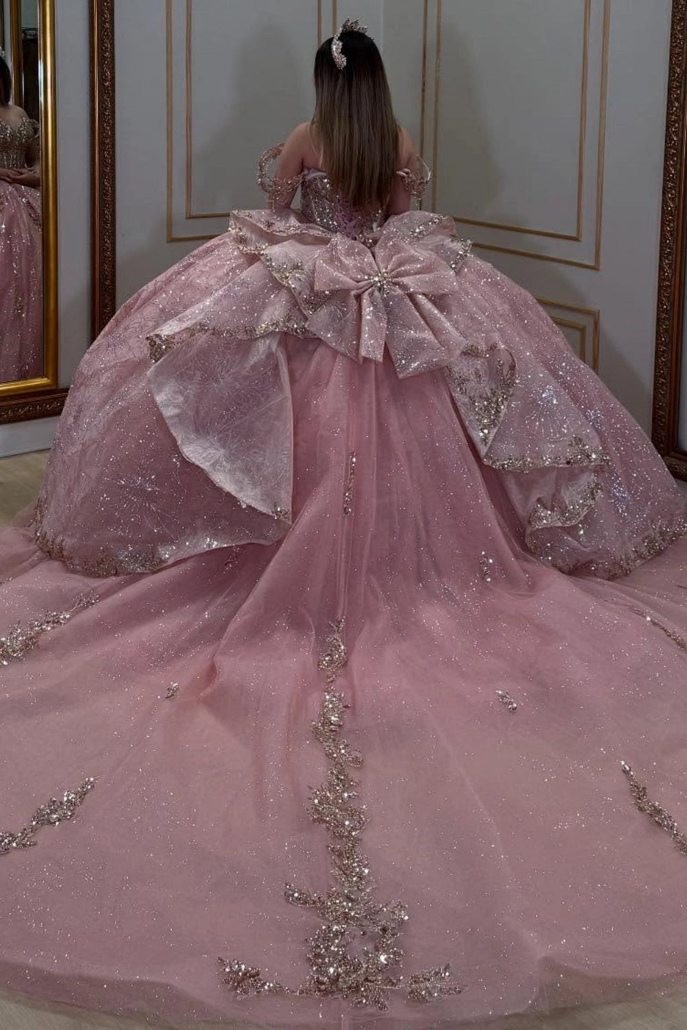 Vedress dusty rose quinceanera ball gown lace‑up corset back large bow long train dress back view