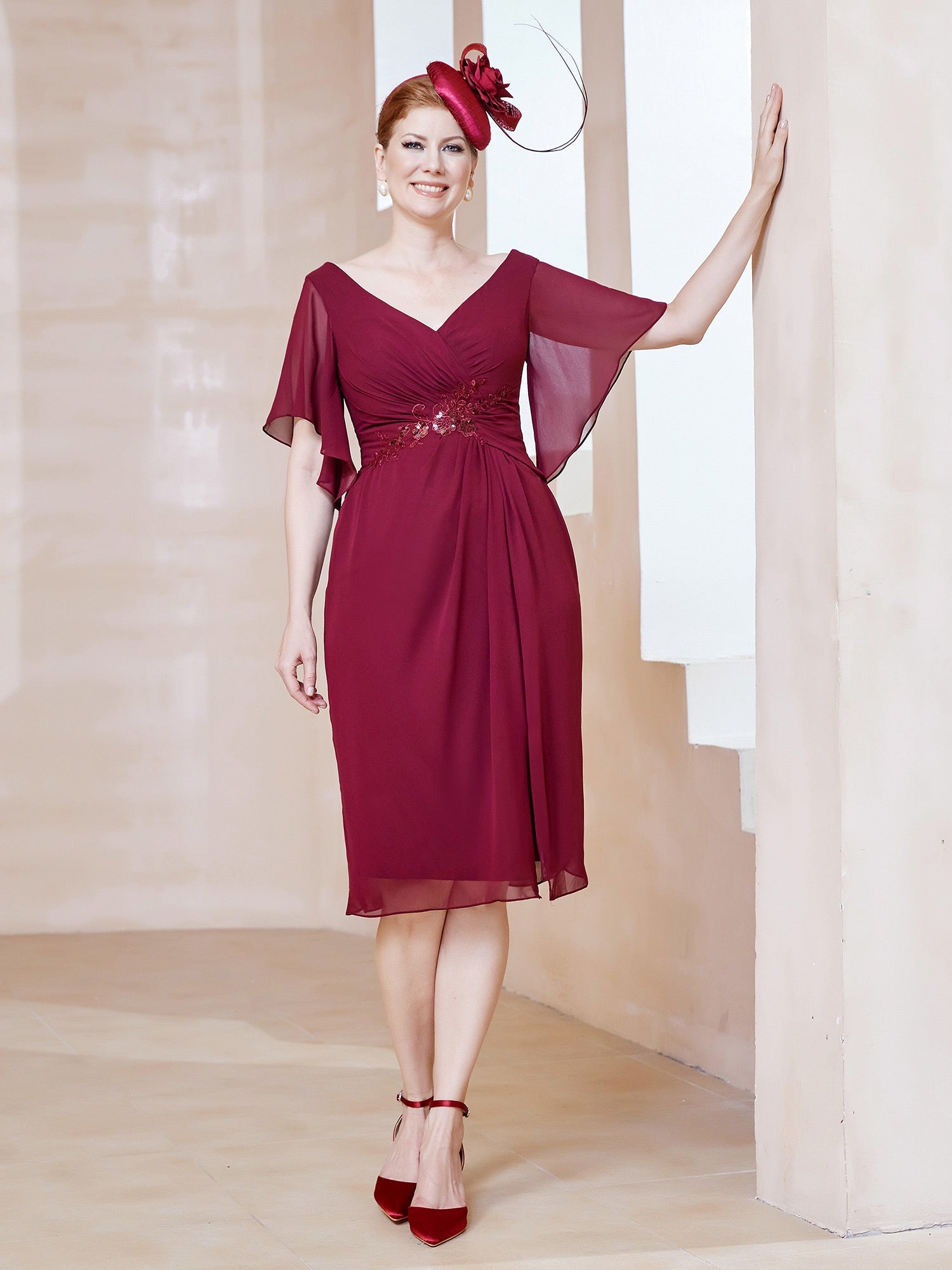 Elegant Burgundy Chiffon V-Neck Knee-Length Mother of the Bride Dress with Flutter Sleeves and Beaded Waist
