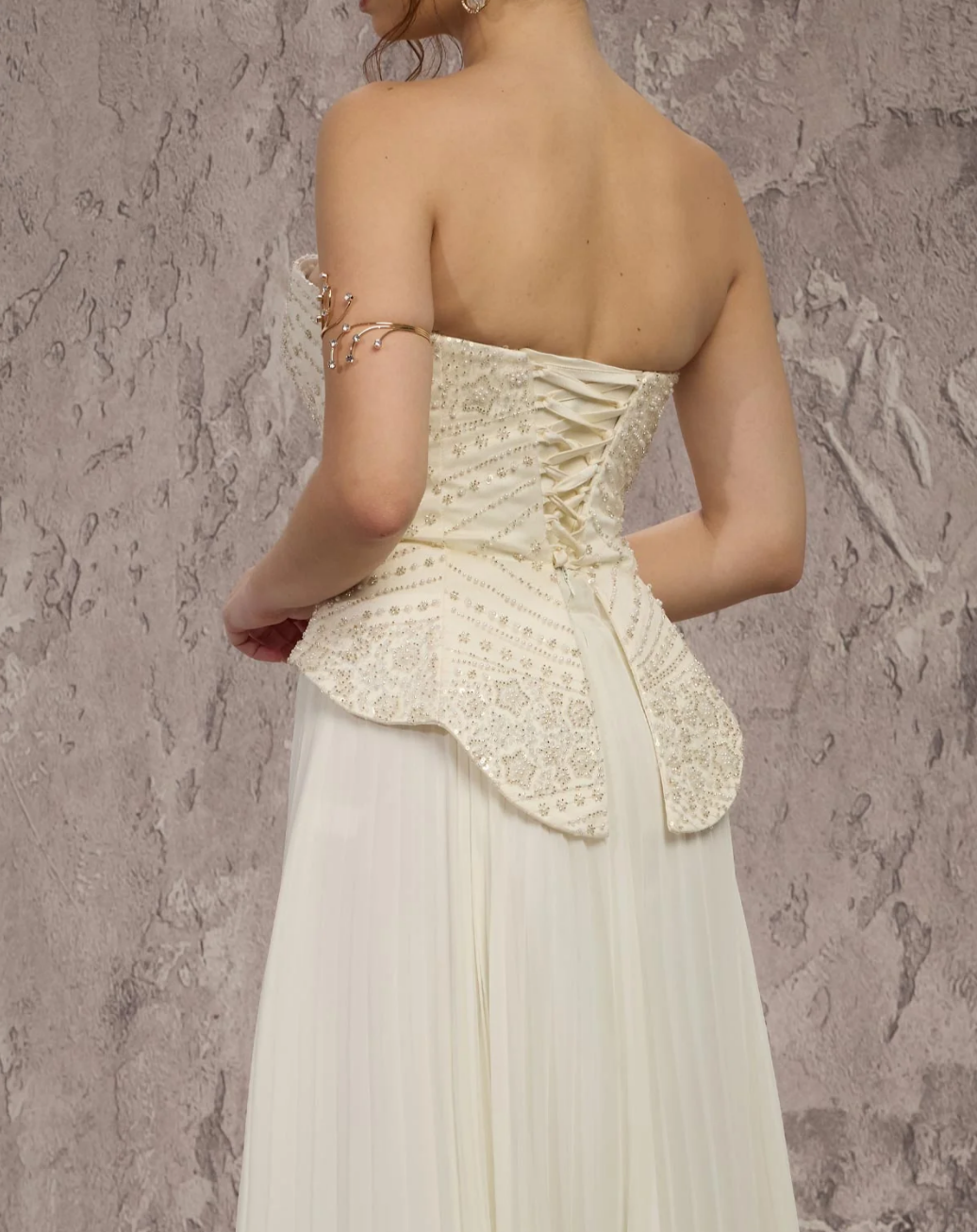 Elegant Peplum Sweetheart Sleeveless Corset Floor-Length Evening Gown