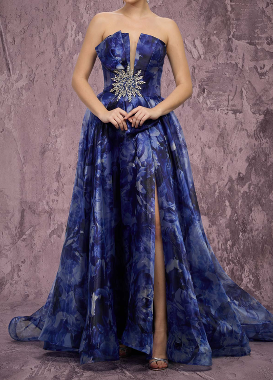 Stunning Ball Gown Strapless Sleeveless Zippered Court Train Evening Dress