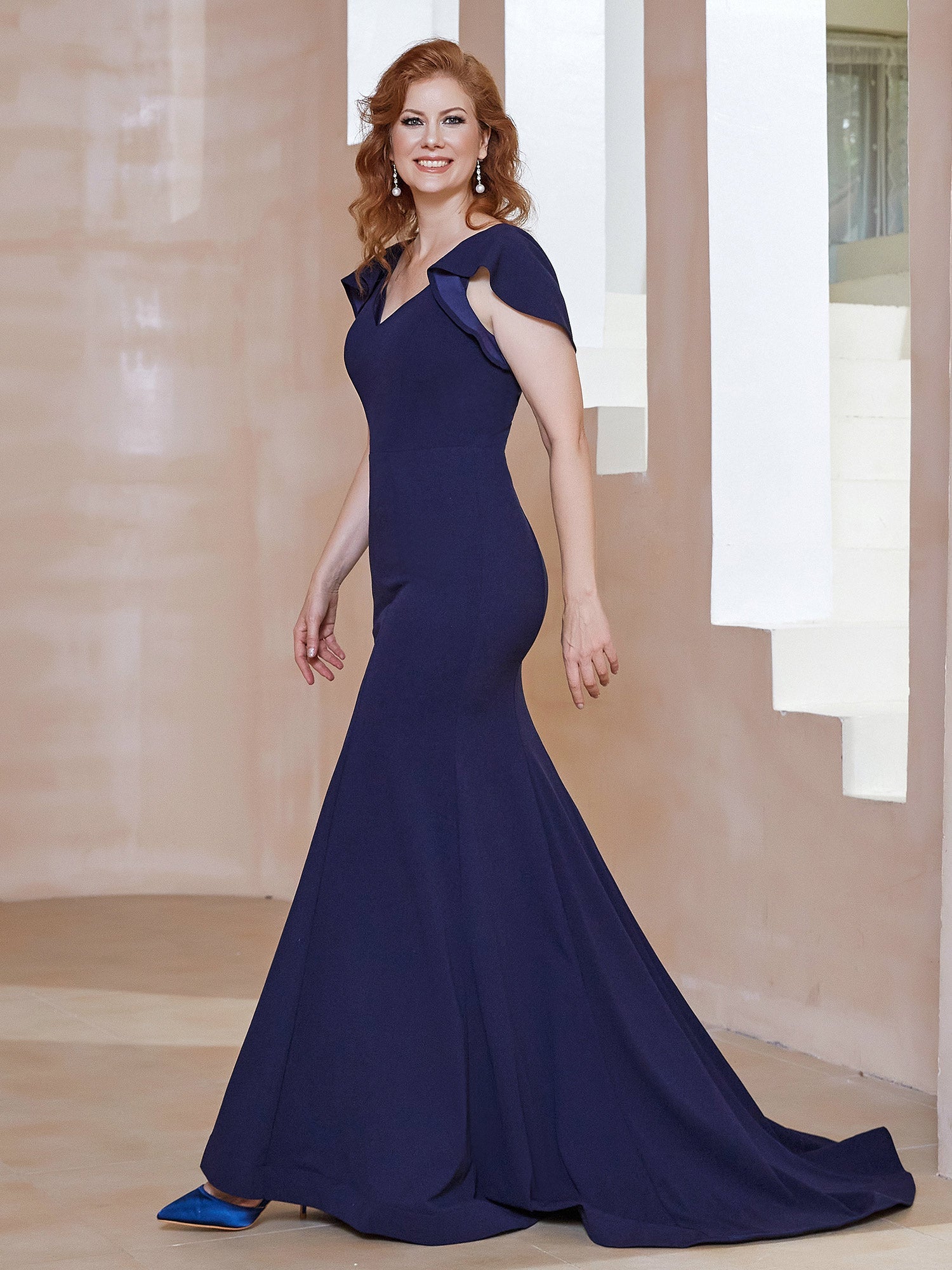 Elegant Dark Navy Mermaid Mother of the Bride Dress V-Neck Ruffle Sleeves, Sweep Train Formal Gown
