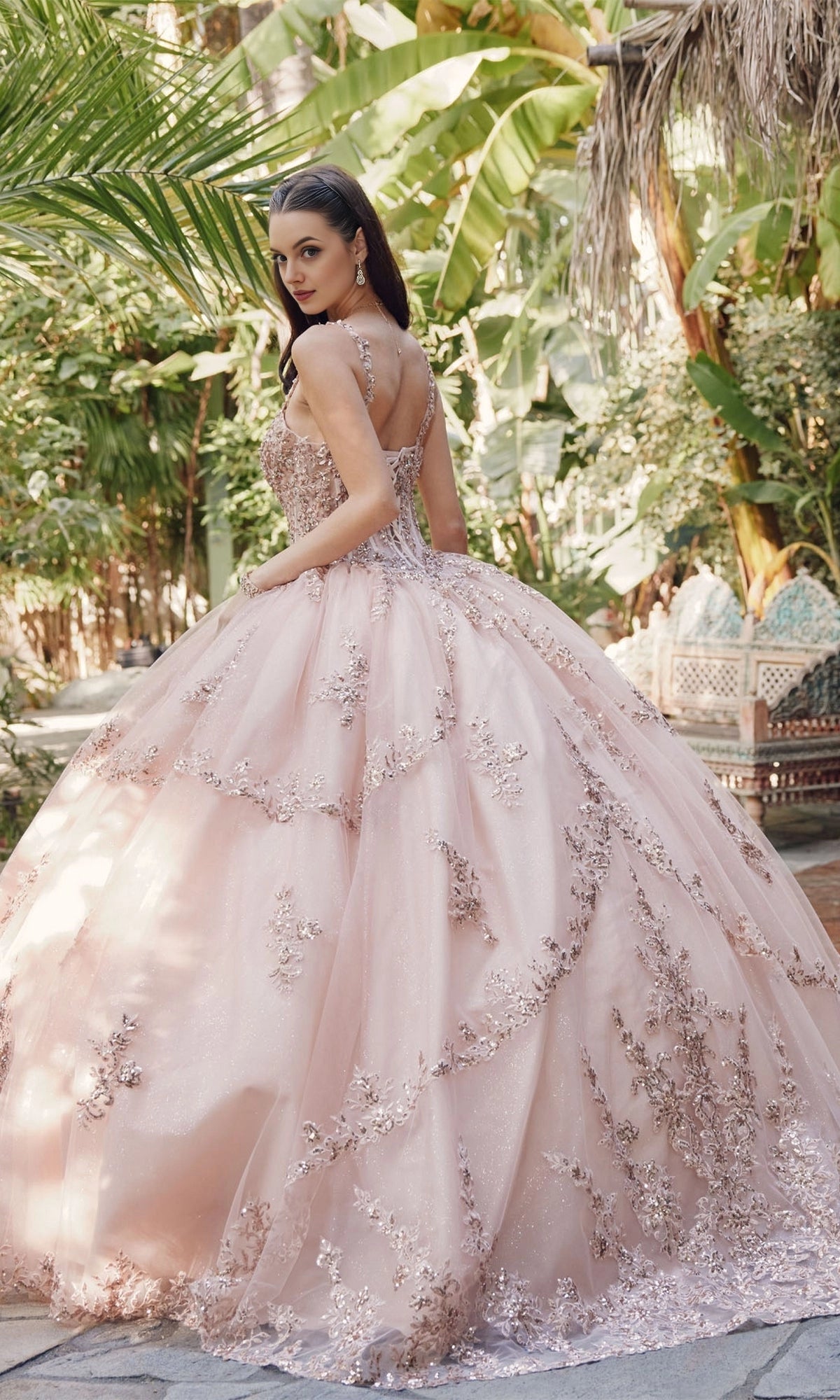 Lace Ballgown Spaghetti‑Strap Sweetheart Corset‑Back Floor‑Train‑Length Quinceanera Dress
