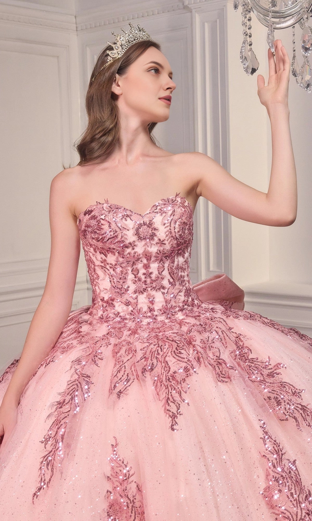 Glitter Ball Gown Sweetheart Strapless Sleeveless Lace‑Up Back Train Length Quinceanera Dress