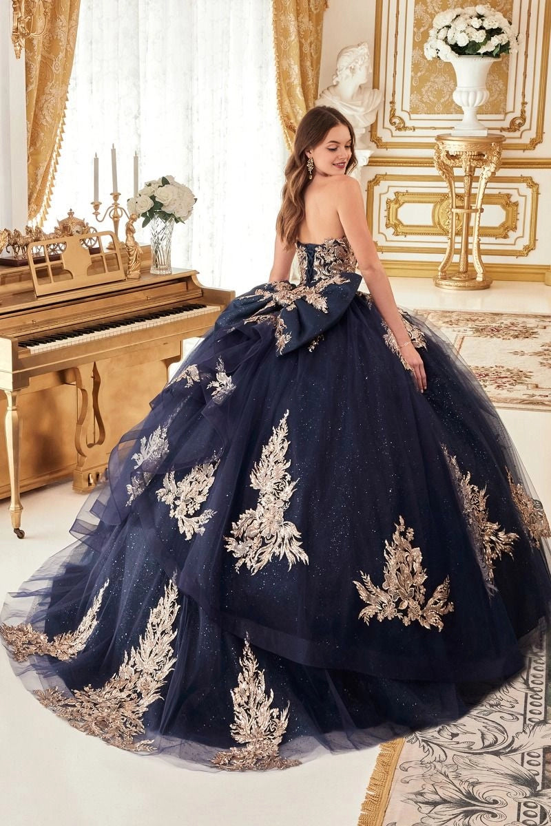 Glitter Ball Gown Sweetheart Strapless Sleeveless Lace‑Up Back Train Length Quinceanera Dress