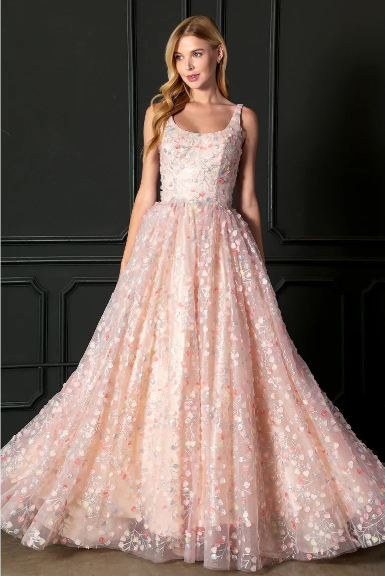 Vestido de fiesta de tul con escote cuadrado, falda en línea A y adornos florales 3D
