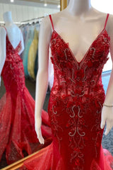 3D Floral Tulle Mermaid V-Neck Spaghetti Strap Prom Gown