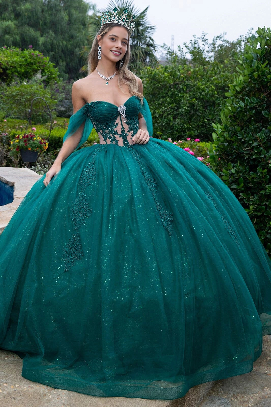 Elegant Ball Gown Off‑Shoulder Tulle Flutter Sleeve Lace‑Up Back Cathedral Train Quinceanera Dress