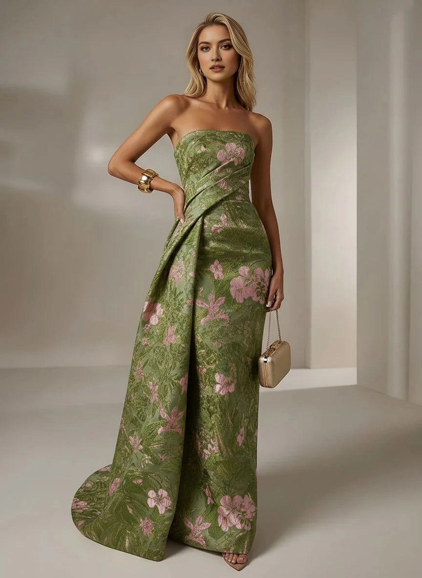 Elegant Mermaid Strapless Sleeveless Zipper‑Back Train‑Length Prom Dress