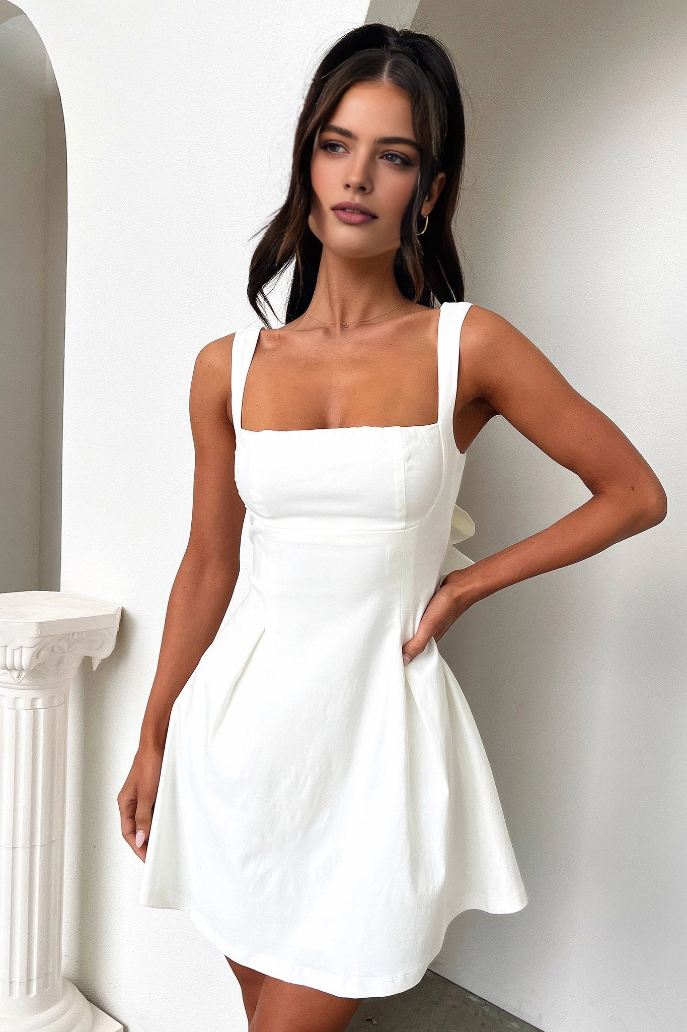 White A-Line Square Neck Sleeveless Bow Back Mini Homecoming Dress