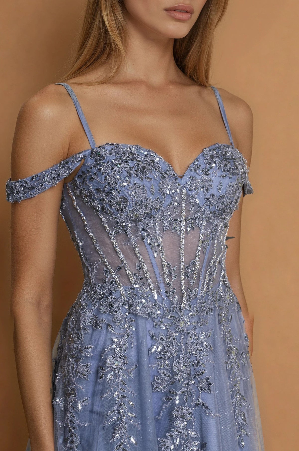 Elegante vestido de fiesta con corsé y hombros descubiertos, tul con cuentas, escote corazón, hombros caídos, espalda abierta, vestido de noche largo formal