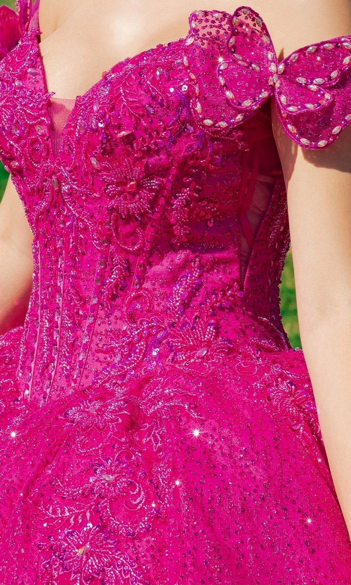 Glamorous Ball Gown Off‑The‑Shoulder Bow Sleeve Corset Back Train Length Glitter Quinceanera Dress
