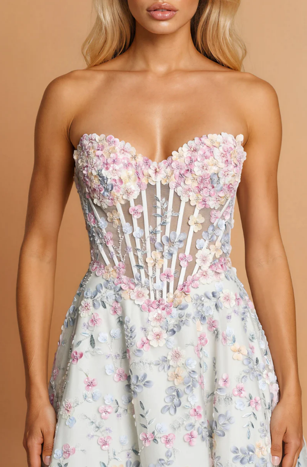 Romantic A-Line Strapless Sleeveless Tulle Floral Corset Prom Gown