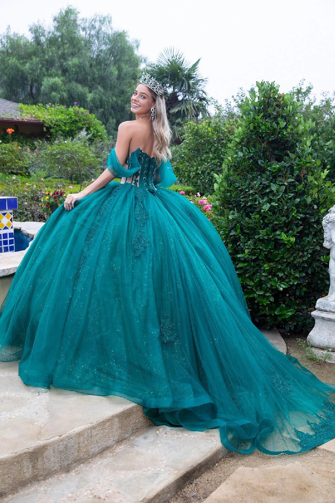 Elegant Ball Gown Off‑Shoulder Tulle Flutter Sleeve Lace‑Up Back Cathedral Train Quinceanera Dress