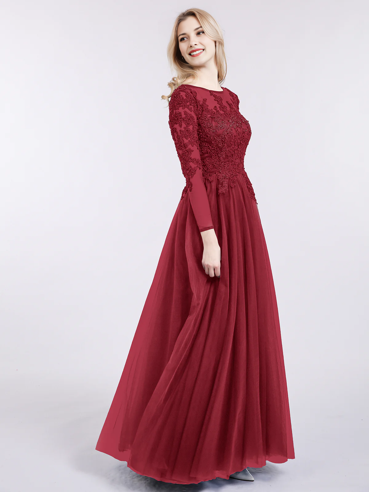 Round Neck Long Sleeve Lace Appliqué Tulle A-Line Floor-Length Bridesmaid Evening Dress