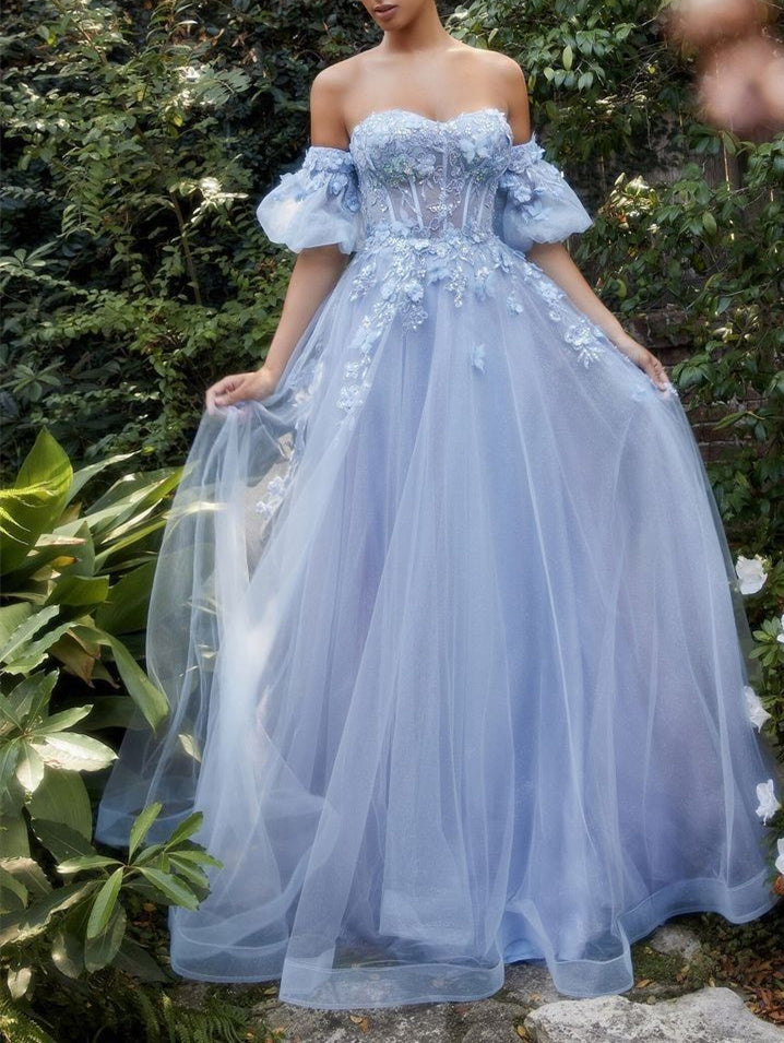 Vestido de gala maxi con apliques de encaje en línea A, escote de corazón, hombros descubiertos y espalda descubierta