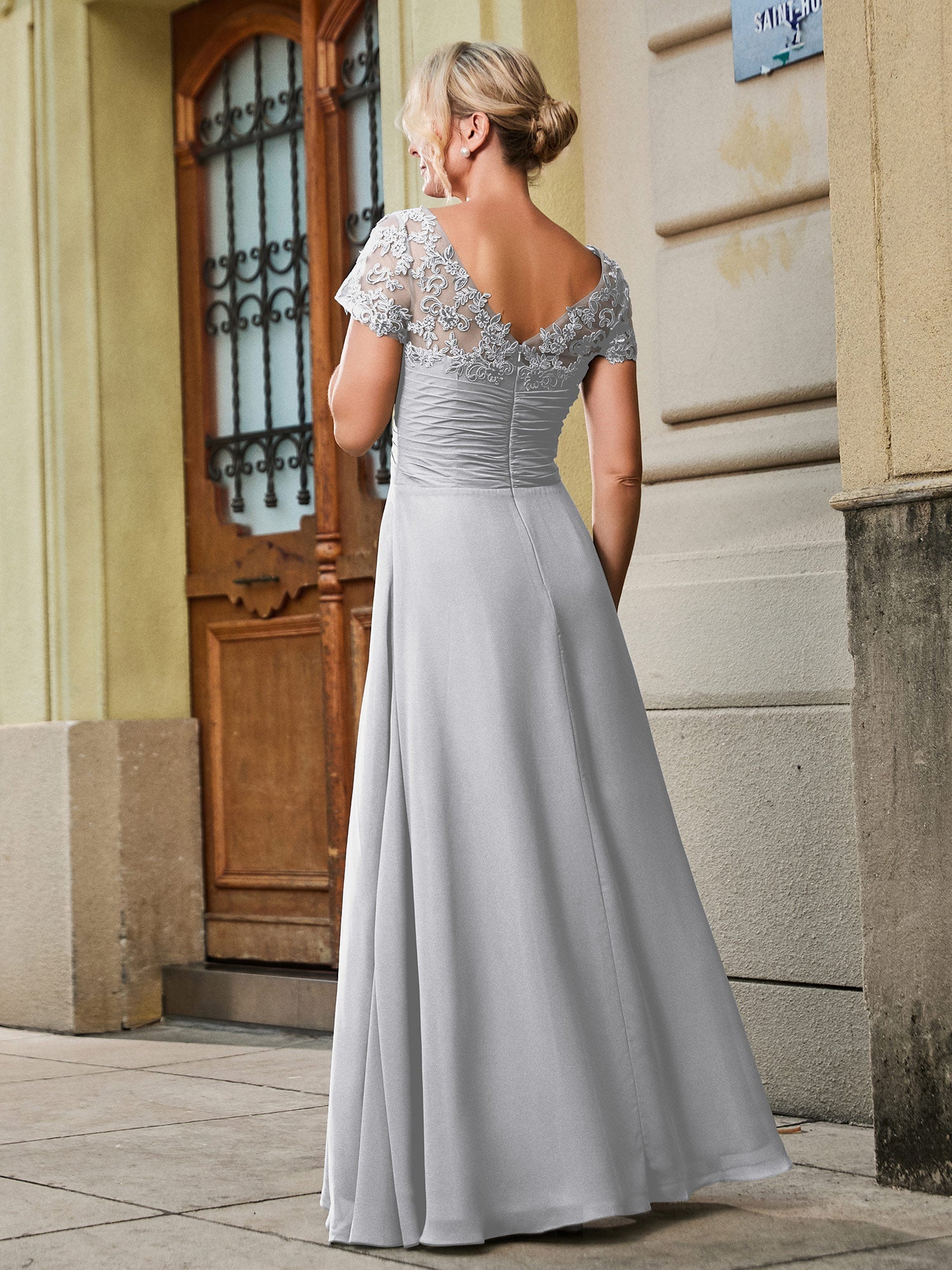 Silver Gray Lace Bodice Chiffon Evening Gown – V-Neck Short Sleeve Formal Dress for Weddings
