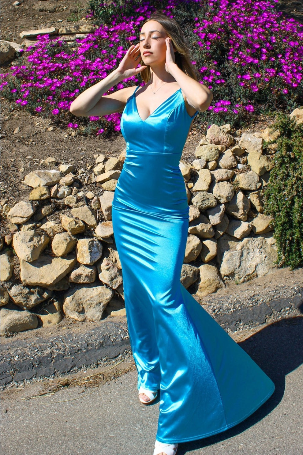 Prom Dresses Satin Mermaid Gown Spaghetti Strap V-Neck Backless Fitted Formal Dress for Summer Wedding Guest