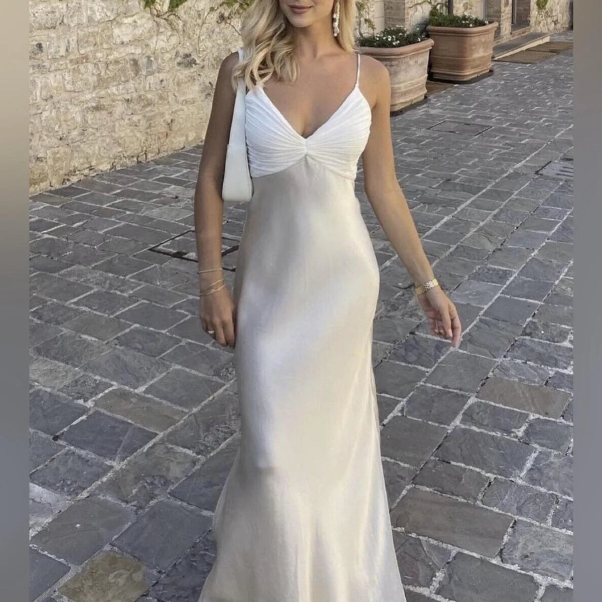 Elegant Mermaid Prom Dress with Spaghetti Straps, Ruched V Neck Satin Long Formal Evening Gown